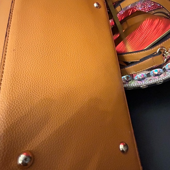 Elegant Mustard Tote Bag with Bow Accent - Picture 4 of 15